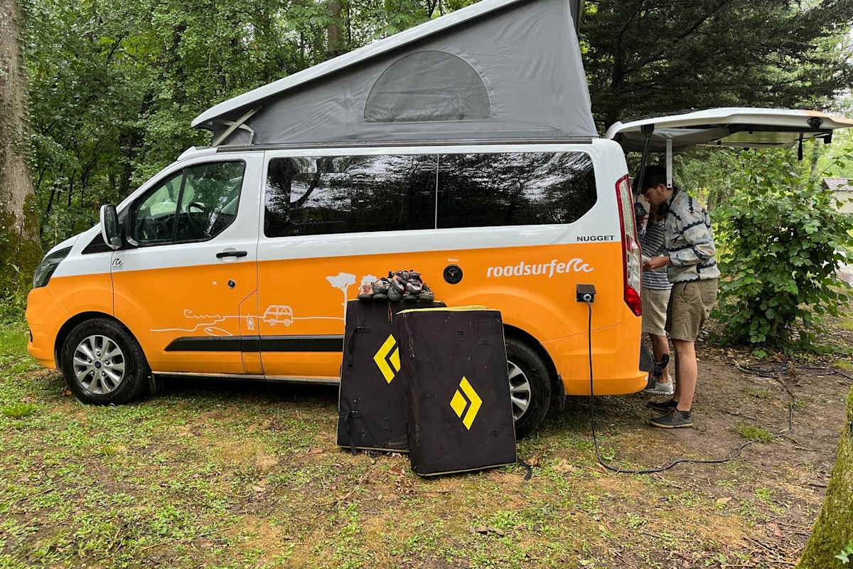 Ford Nugget von Roadsurfer