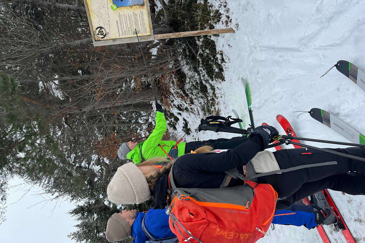 Infotafel am Rande der K2 Kranzbergtour über die richtige Skitour-Technik