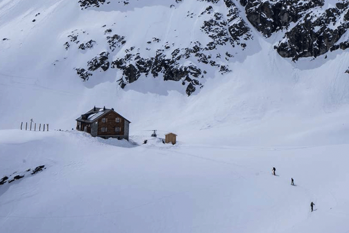 Vom Julierpass ist die Chamanna Jenatsch in bloß 3 h Anstieg erreicht