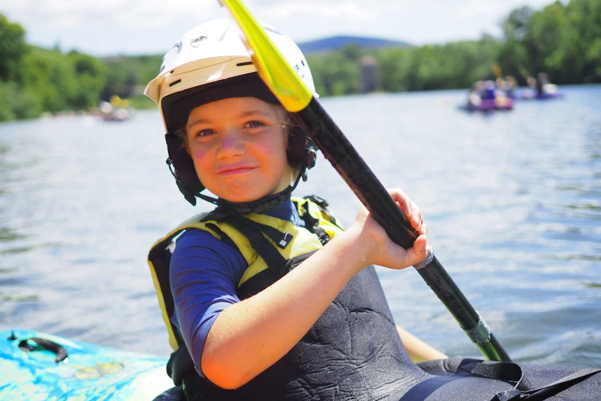 Manche Abschnitte der Ardèche sind auch schon für Kinder geeignet – natürlich mit entsprechender Ausrüstung und Begleitung.