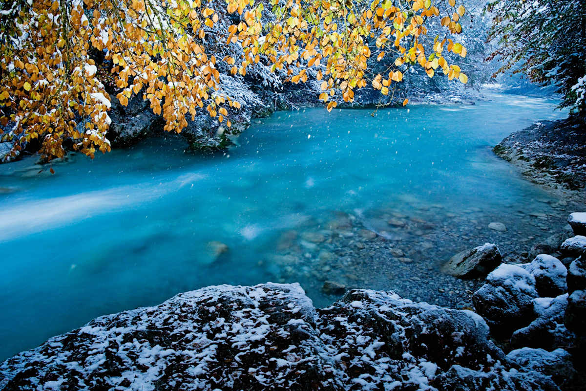 Wintereinbruch am Rissbach im Karwendelgebirge