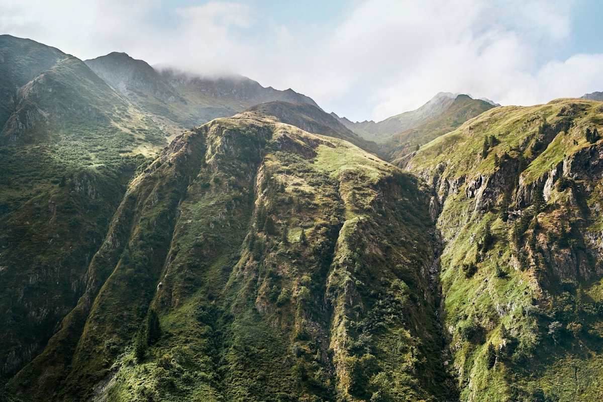 Hochalpine Landschaften die früher Kriegsschauplatz waren