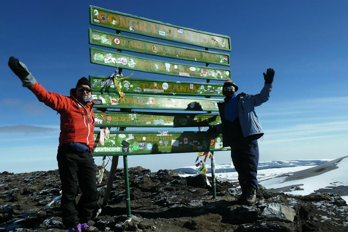 Am Gipfel des Kilimanjaro