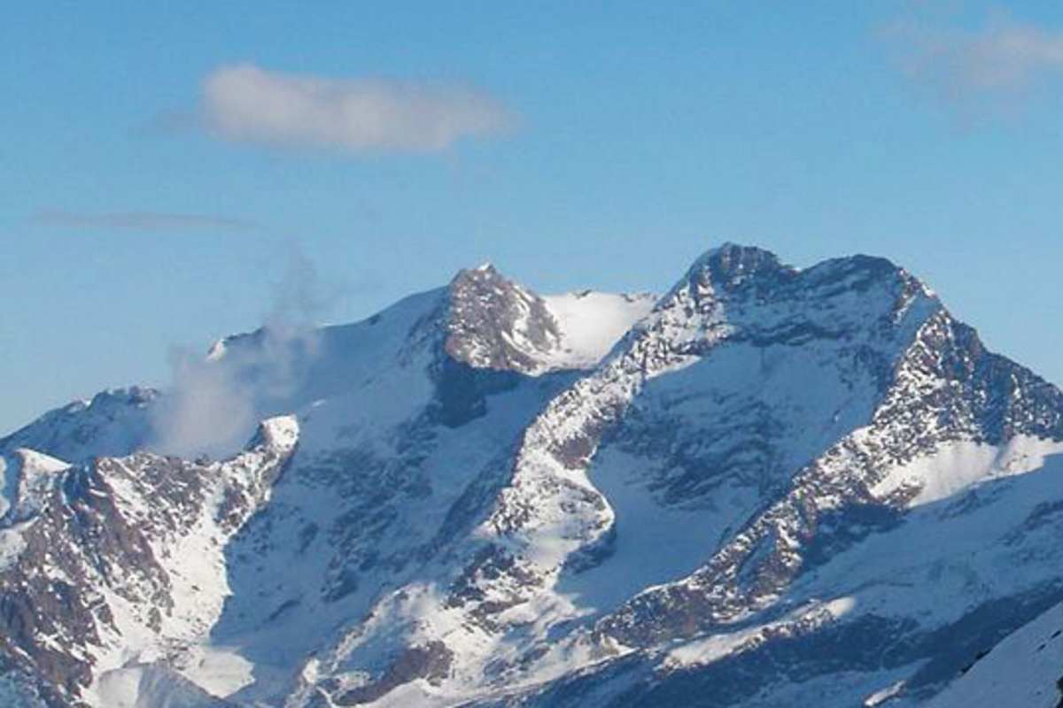 Das Lagginhorn in der Weissmiesgruppe in den östlichen Walliser Alpen