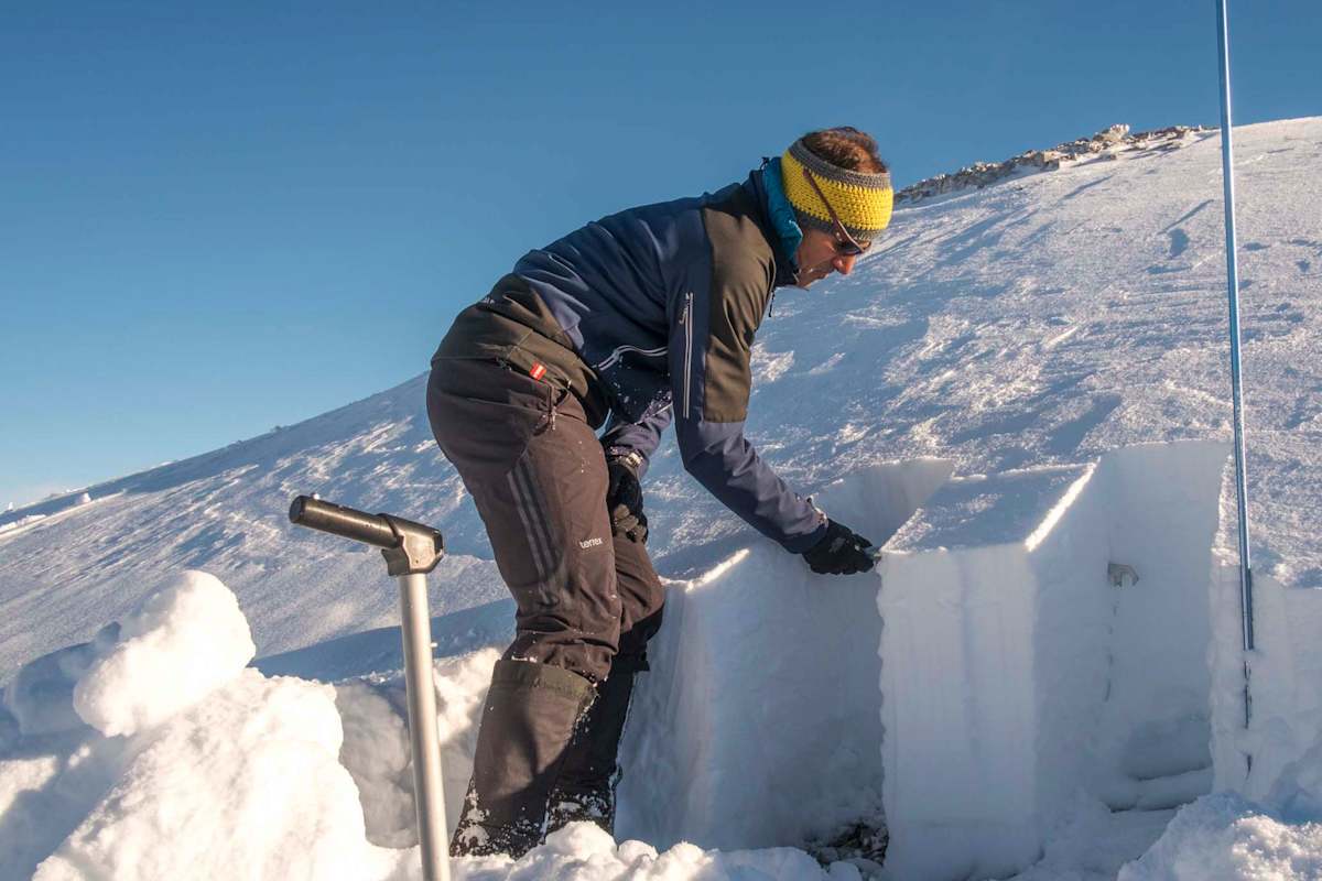 Schneedeckenaufbau: Untersuchungen
