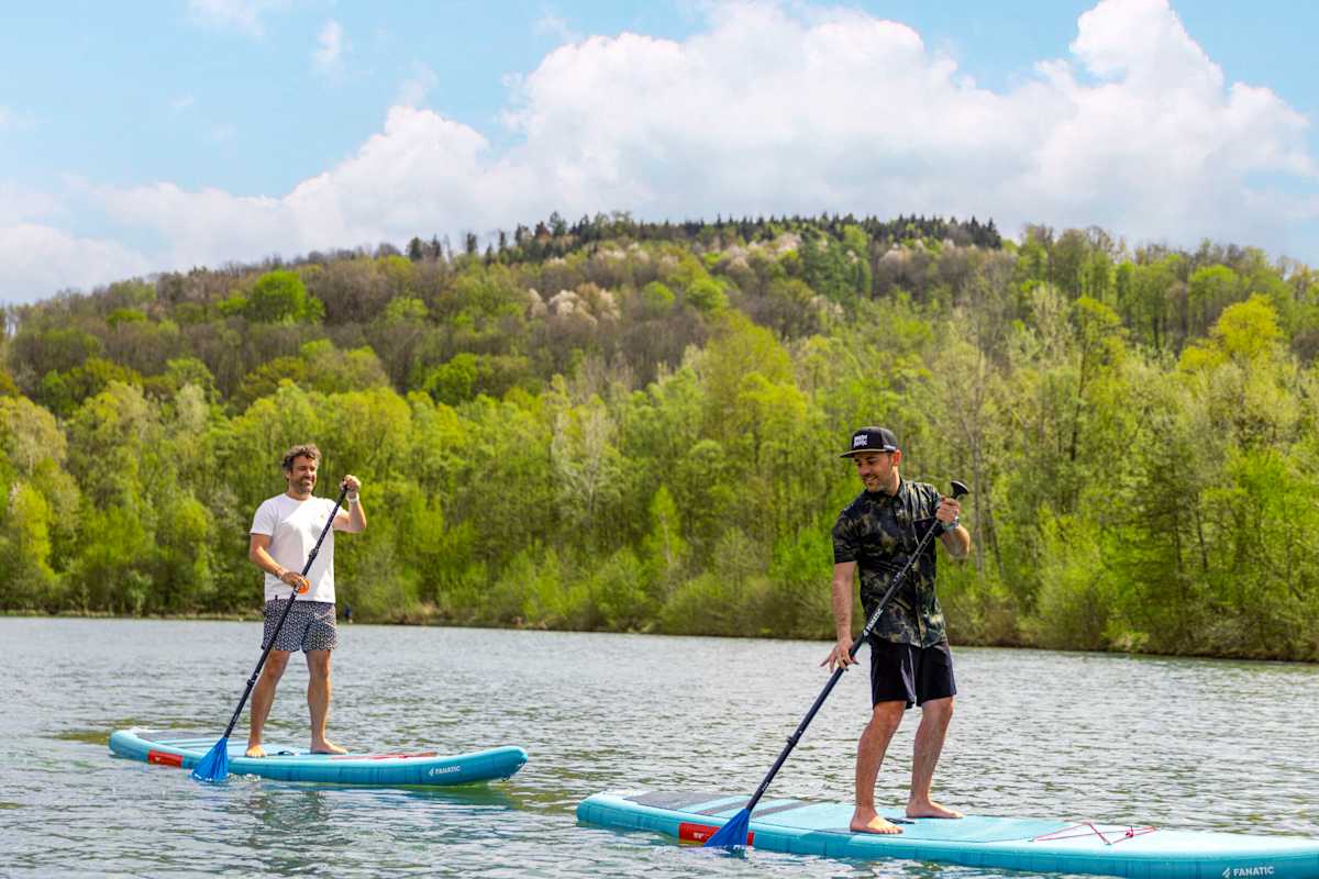 Ankommen, durchatmen, erleben: Beim Stand-up-Paddeln paddelt man sich den Kopf frei.