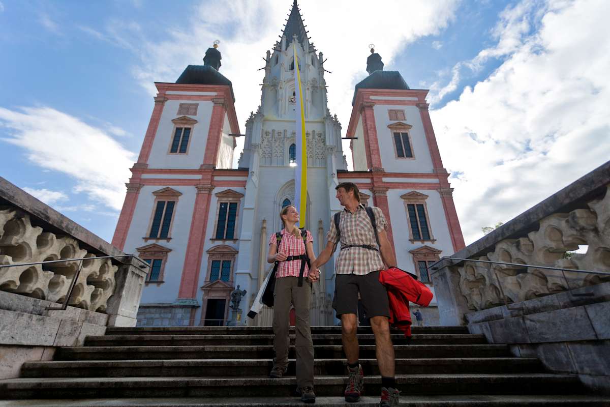 Die Basilika Mariazell ist das Ziel der Via Sacra.