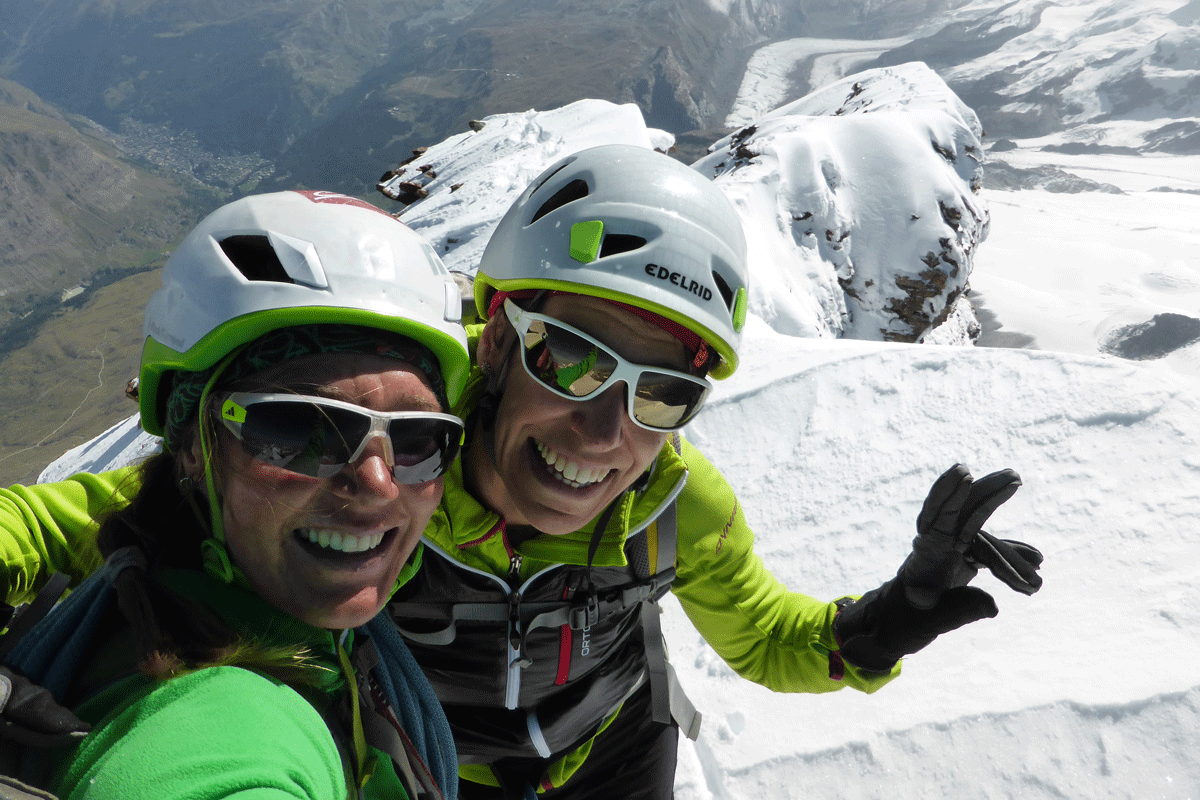 Mission Matterhorn: Zwei Frauen alleine am Gipfel und kein anderer Bergsteiger weit und breit