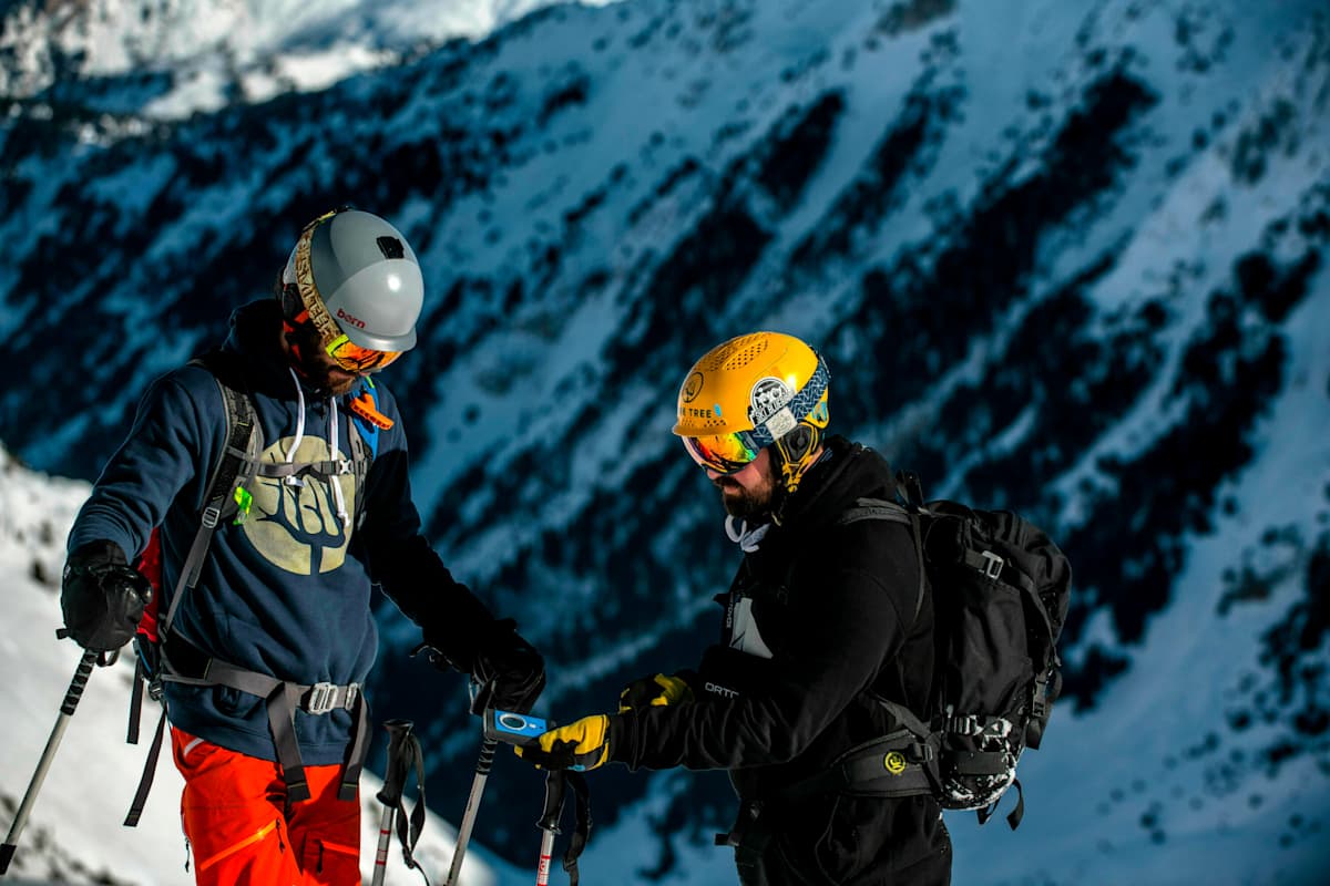 Gruppe Freerider beim LVS-Check