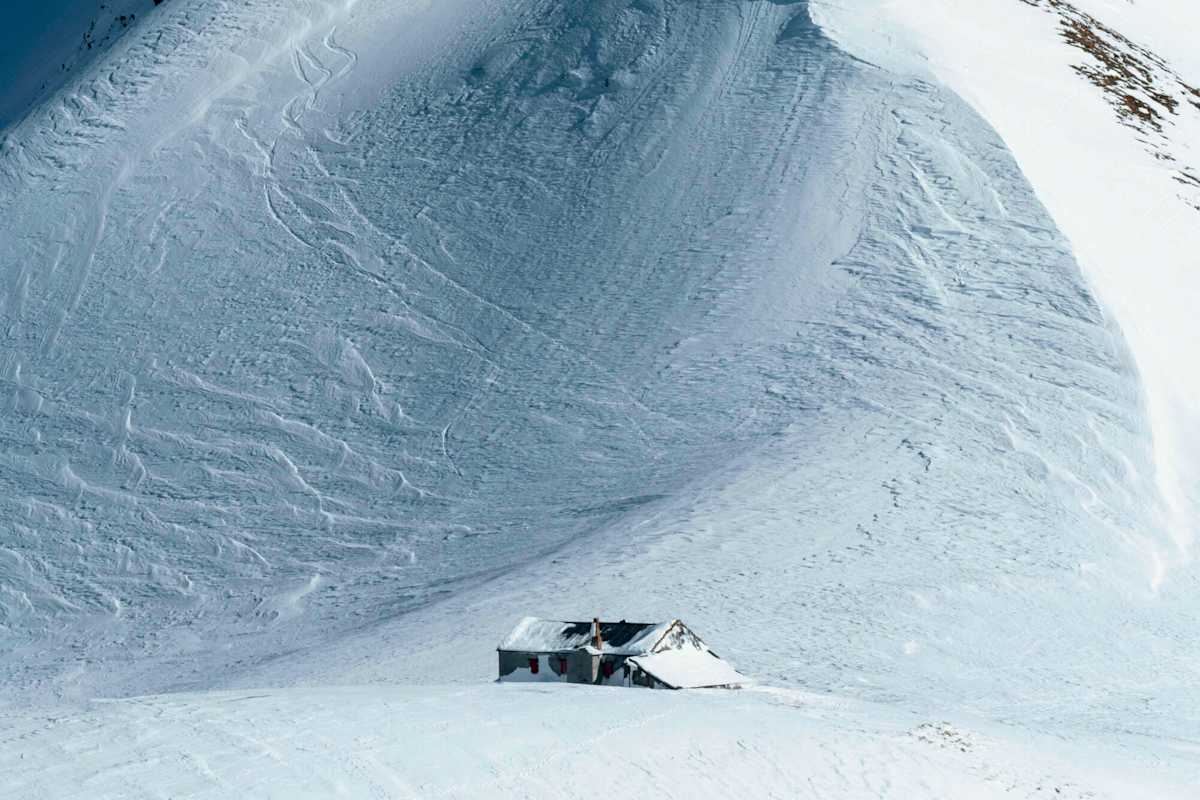 Triebschnee in kammnahen Bereichen