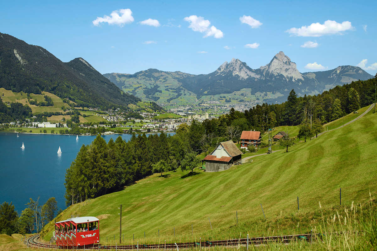 Der Kleine und Große Mythen an einem Traumtagerl.