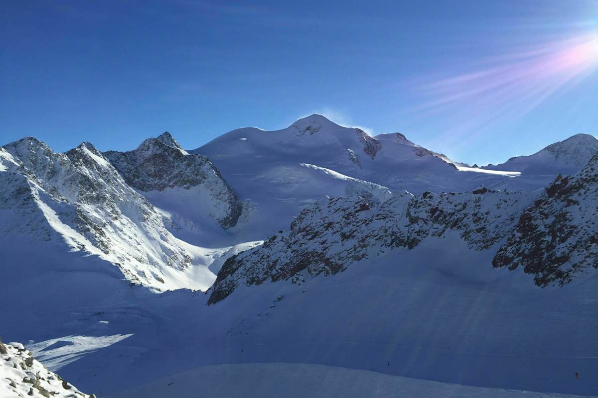 Tirol: Skifahren im Pitztal in den Ötztaler Alpen