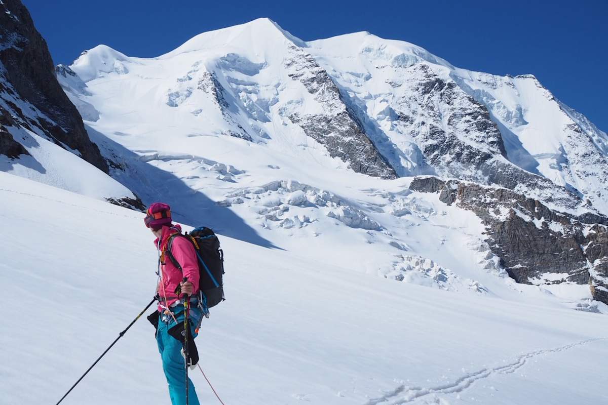 Ob zu Fuß oder mit Skiern, der Anstieg auf den Piz Palü sollte nicht unterschätzt werden.
