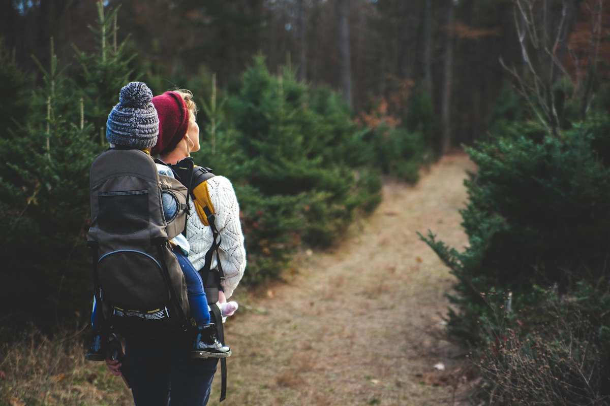 Kleine und große Abenteurer gehen mit einer Erste-Hilfe-Box immer auf Nummer sicher.