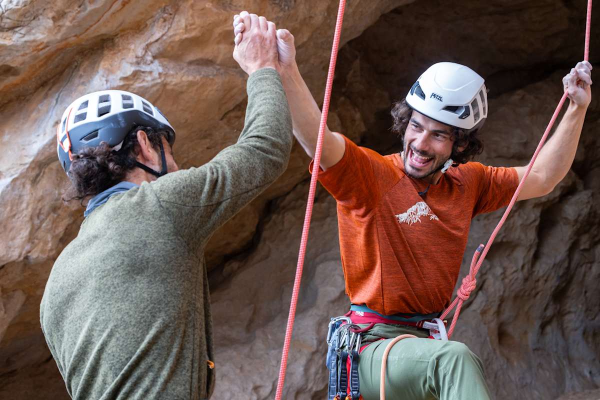 Kletterer und Sicherer tragen beide Verantwortung für die Sicherheit beim Sportklettern