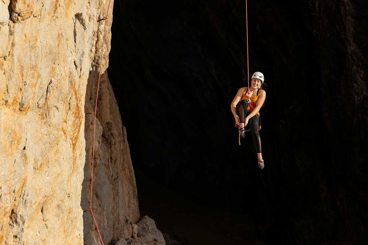 Gesicherte Stürze machen dich beim Klettern stärker
