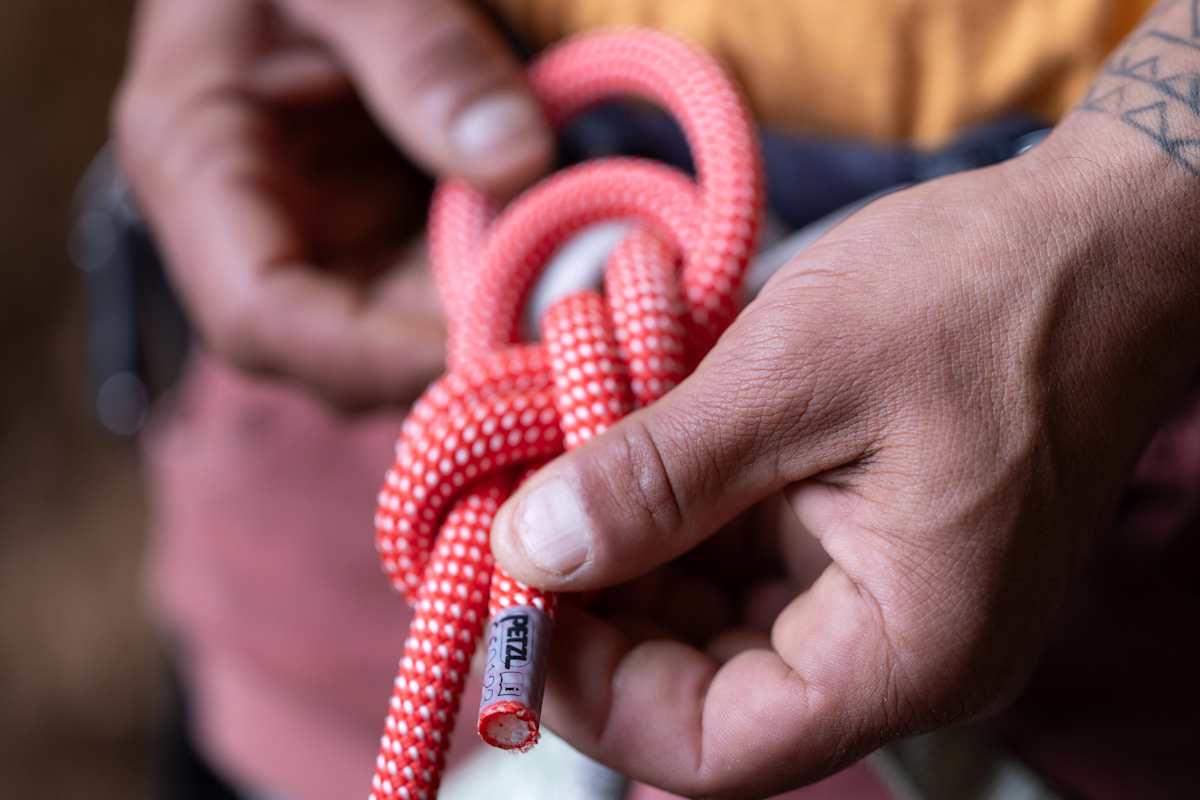 Fürs Klettern in der Halle reicht in der Regal ein Einfachseil mit 50 Metern Länge