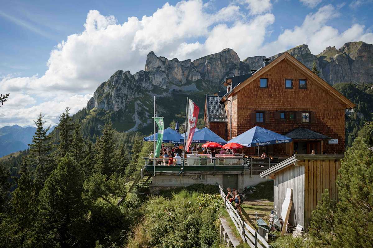 Die Erfurter Hütte im Rofan