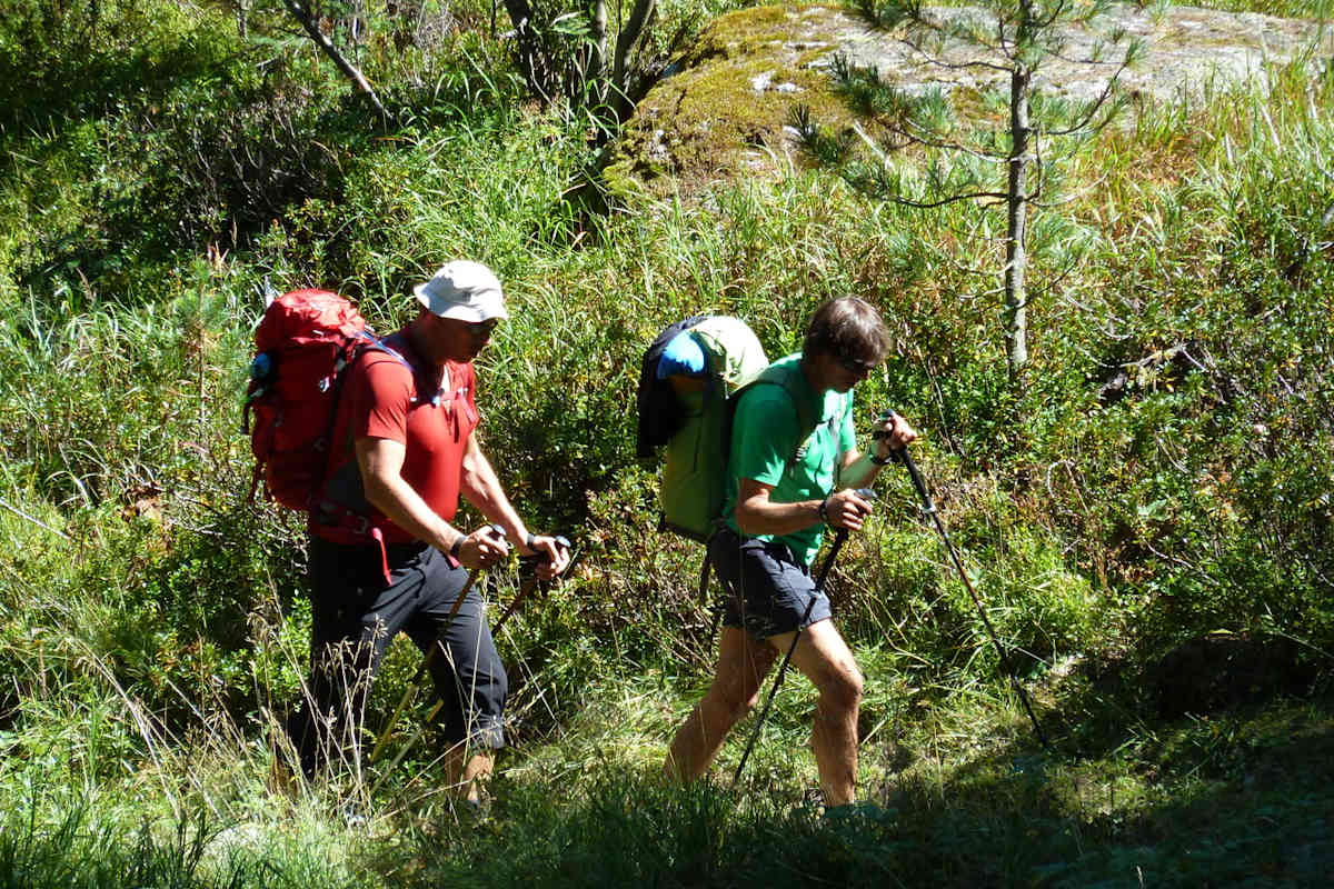 Auch die Größe und Schwere des Rucksacks beeinflussen die Gehzeit. 