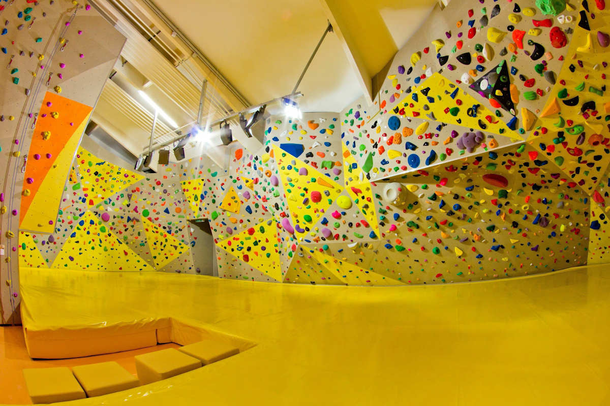Die Kletterei - eine sehr ansprechende Halle, die viel zu bieten hat.