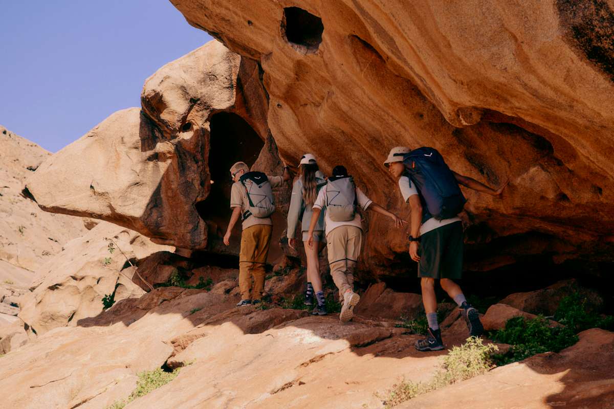 Plane deine nächste Auszeit: einen Ausflug mit Freunden in die Natur.