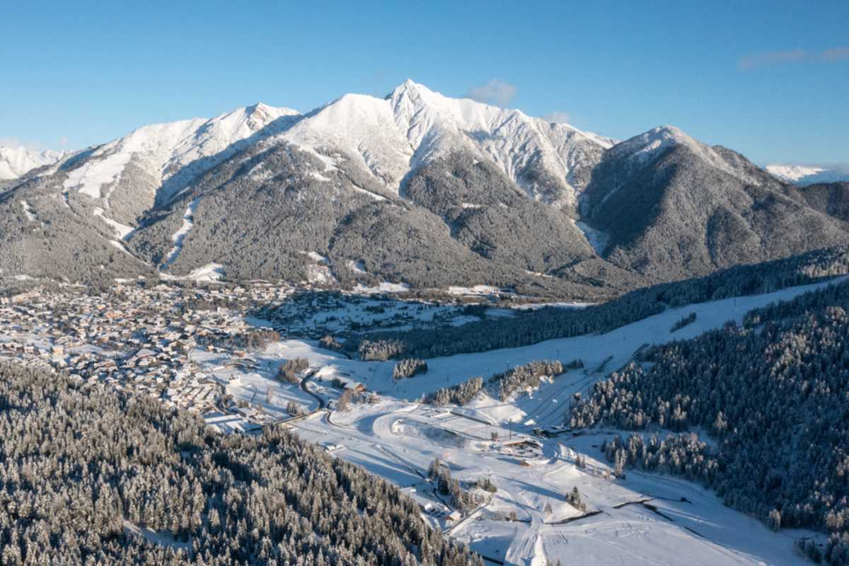 Blick auf Seefeld und die Arena365