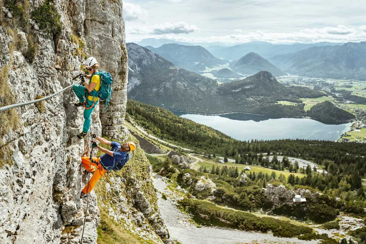 Die Kletterer beim Start des Klettersteiges.