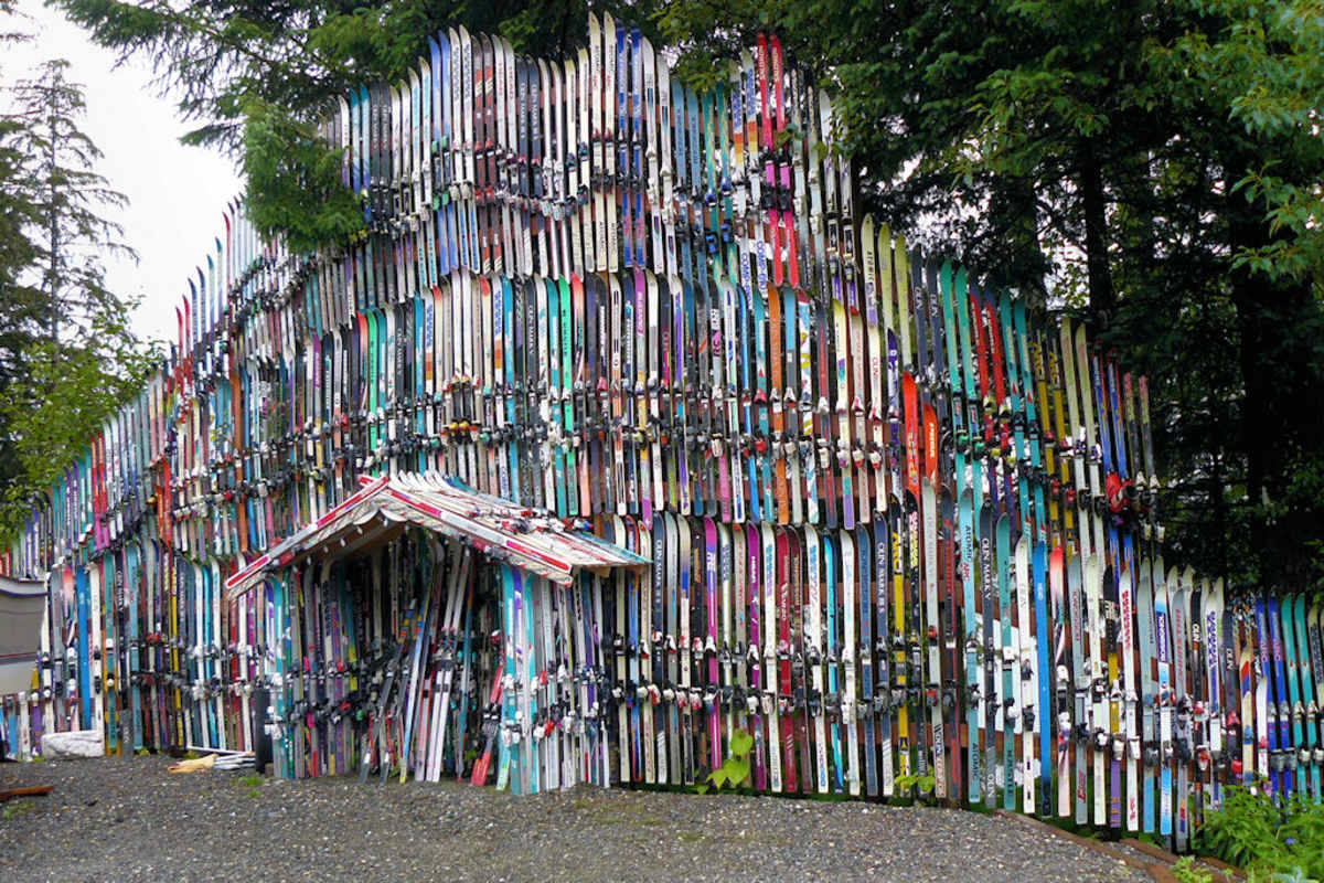 Ski-Schrein Ski-Recycling