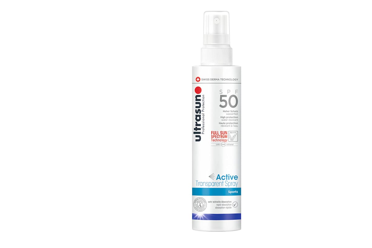 Zu sehen ist das Active Transparent Spray von Ultrasun.