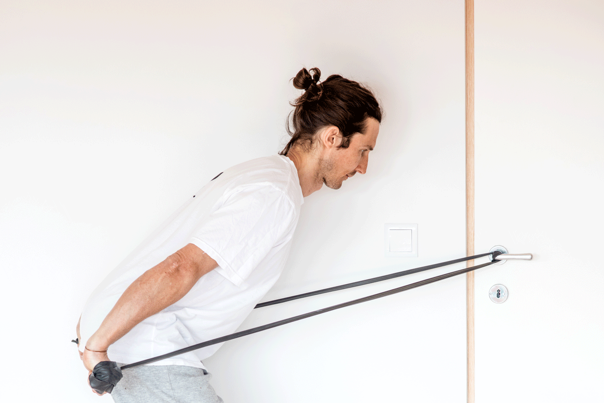 Trizepstraining mit dem Theraband