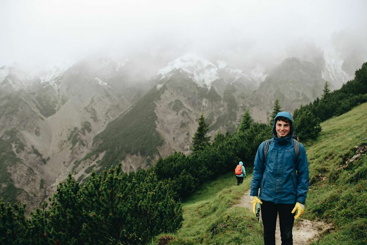 Auf der Umweltbaustelle wird angepackt, statt nur darüber zu reden.