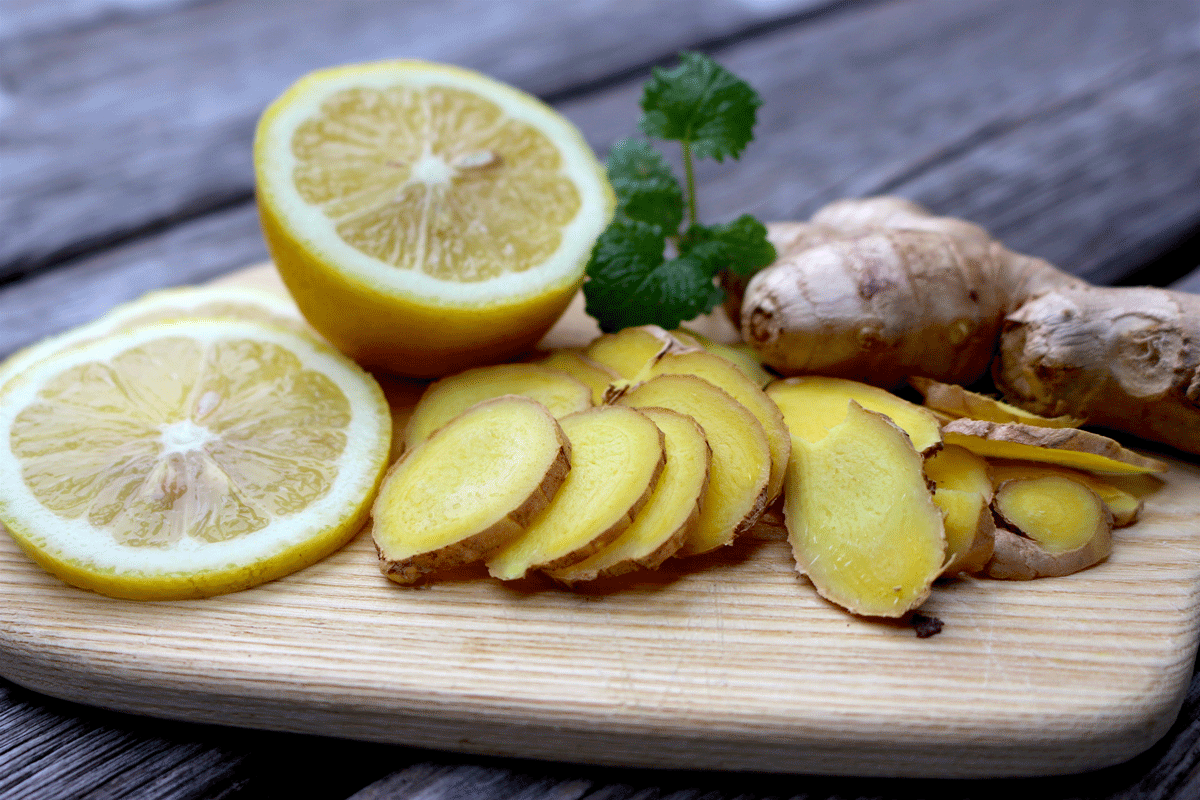 Zitrone, Minze und Ingwer - viel mehr braucht es gar nicht