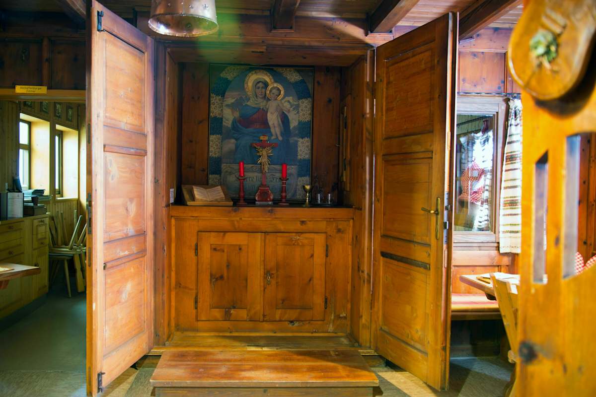 Altar der Vernagthütte in Tirol