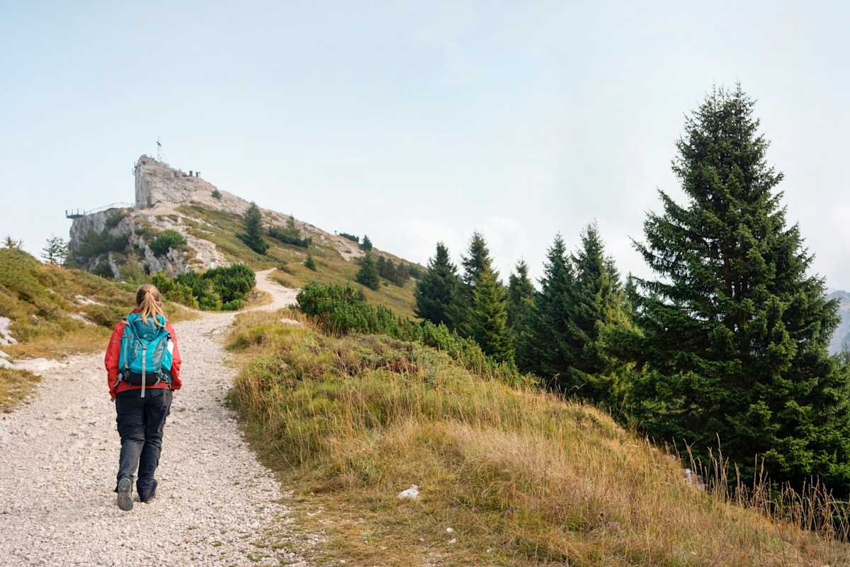 Wanderweg zum Gipfelkreuz