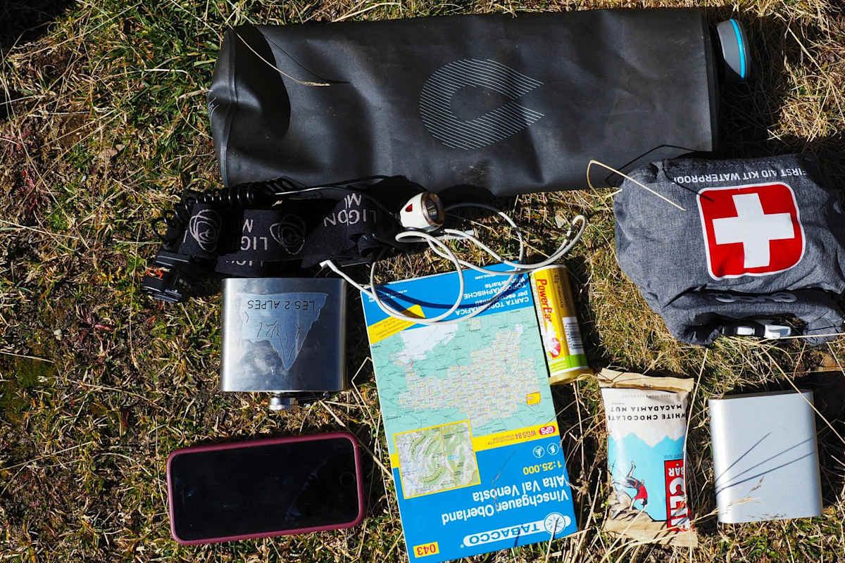 Rucksack-Inhalt für Wanderungen im Gebirge