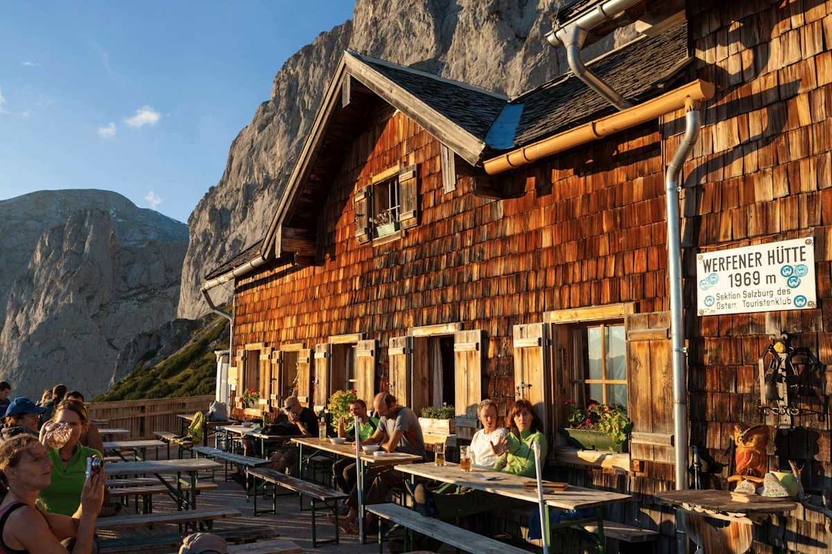 Die Werfener Hütte in Salzburg
