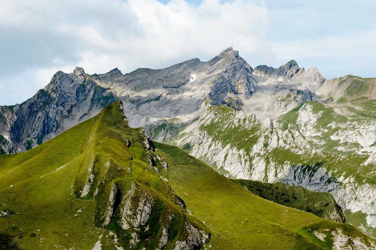 Aussicht auf die Berglandschaft.