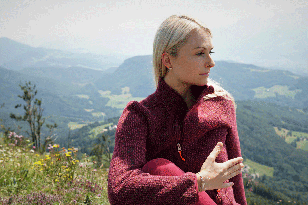 Hält warm und sieht chick aus: Wolljacke Corda von Salewa