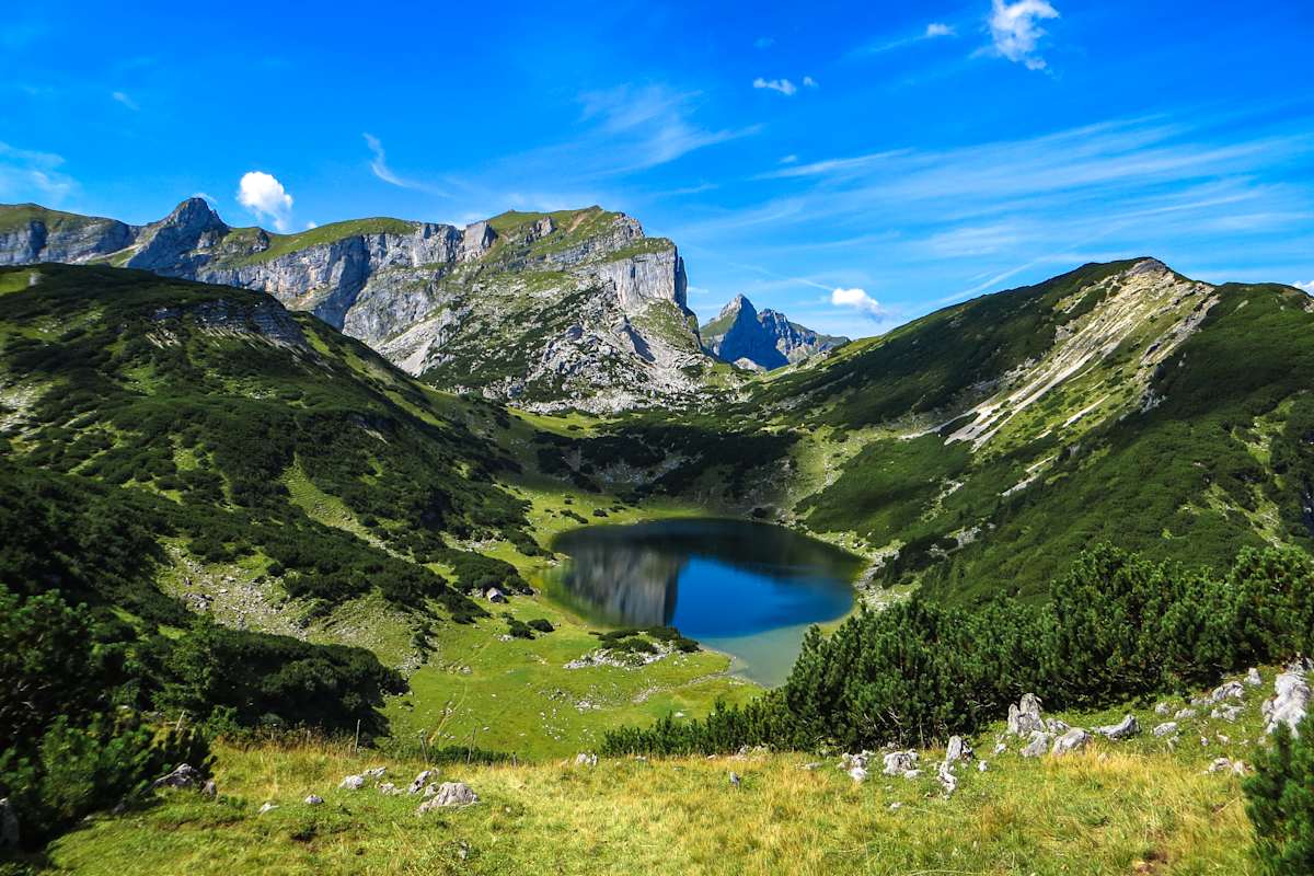 Der Zireiner See wird zurecht das Blaue Auge des Rofans genannt.