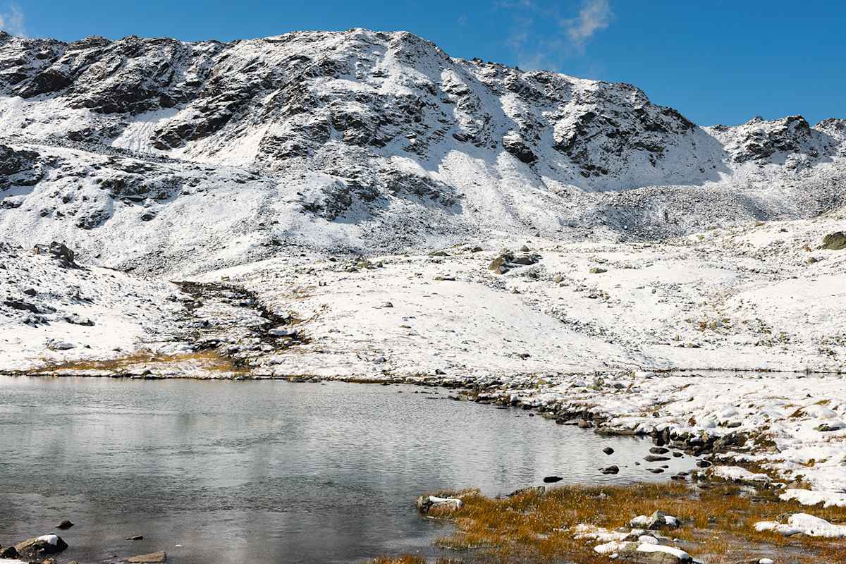 Die Macun-Seenplatte auf über 2600 m Höhe – ein unberührtes Hochplateau im Biosphärenreservat Engiadina Val Müstair.