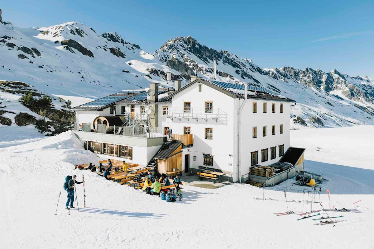 Die Heidelberger Hütte ist ein guter Stützpunkt für zahlreiche Skitouren in der Silvretta.