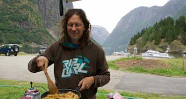 Werner Moser und sein Campingkocher