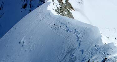 Die imposante Westflanke