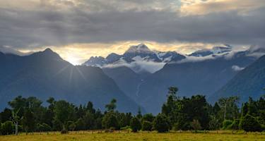 Lake Matheson – Blick auf die Gletscher