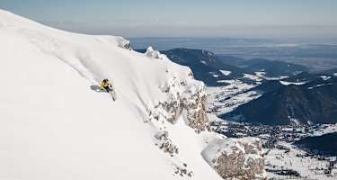 Skifahrer in Puchberg am Schneeberg