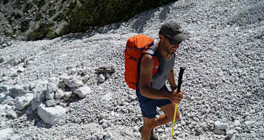Bergsteigen bei Hitze: Kopfbedeckung