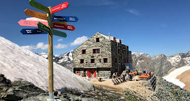 Die Britannia Hütte ist Ausgangspunkt der berühmtem Haute Route.