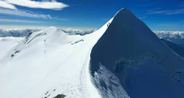 Nordansicht des Castors in den Walliser Alpen mit dem Felikhorn