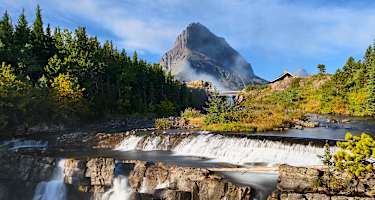 Fluss und Felsen, Wald und Berg – eine Landschaft in Bewegung und Ruhe zugleich.