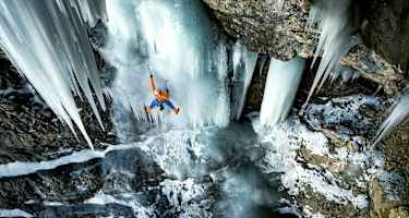 Mammut: Eiger Extreme – Athlet Dani Arnold an der Breitwangflue